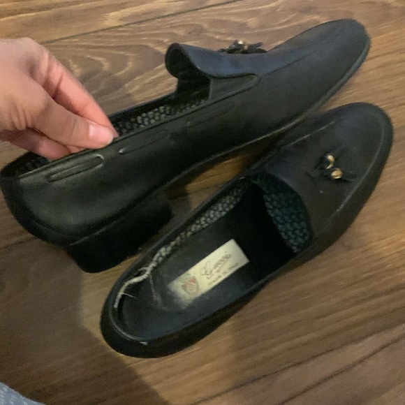 Vintage Gucci Black Leather Loafers with Tassels - Picture 8 of 12